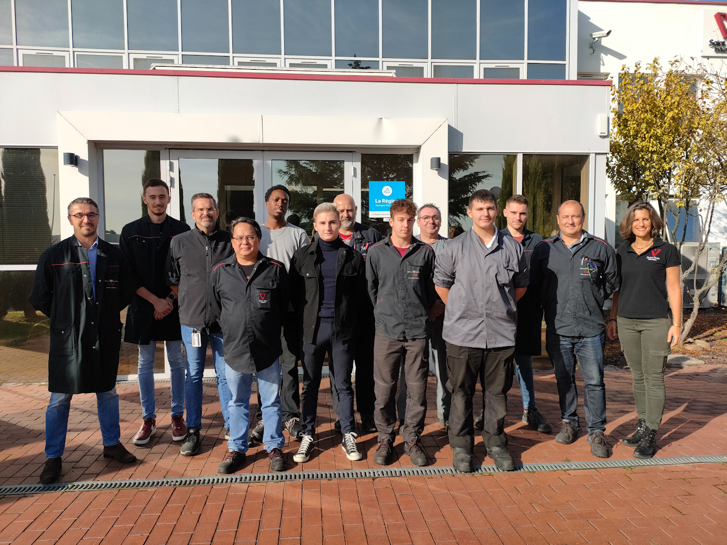 Saint Jean Industries, ein Unternehmen, das jungen Menschen vertraut!